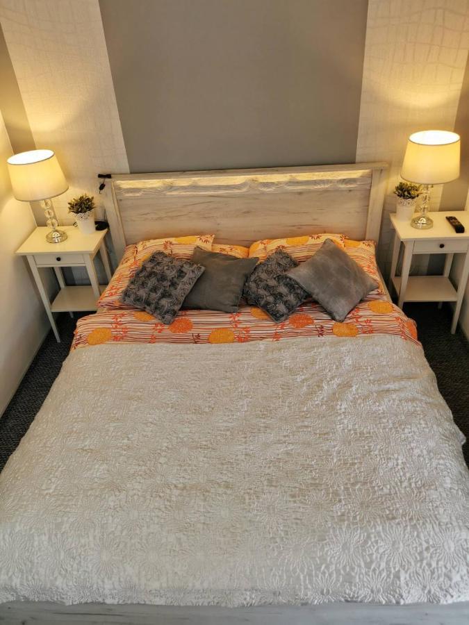 Foglal-Lak Apartman إغير المظهر الخارجي الصورة