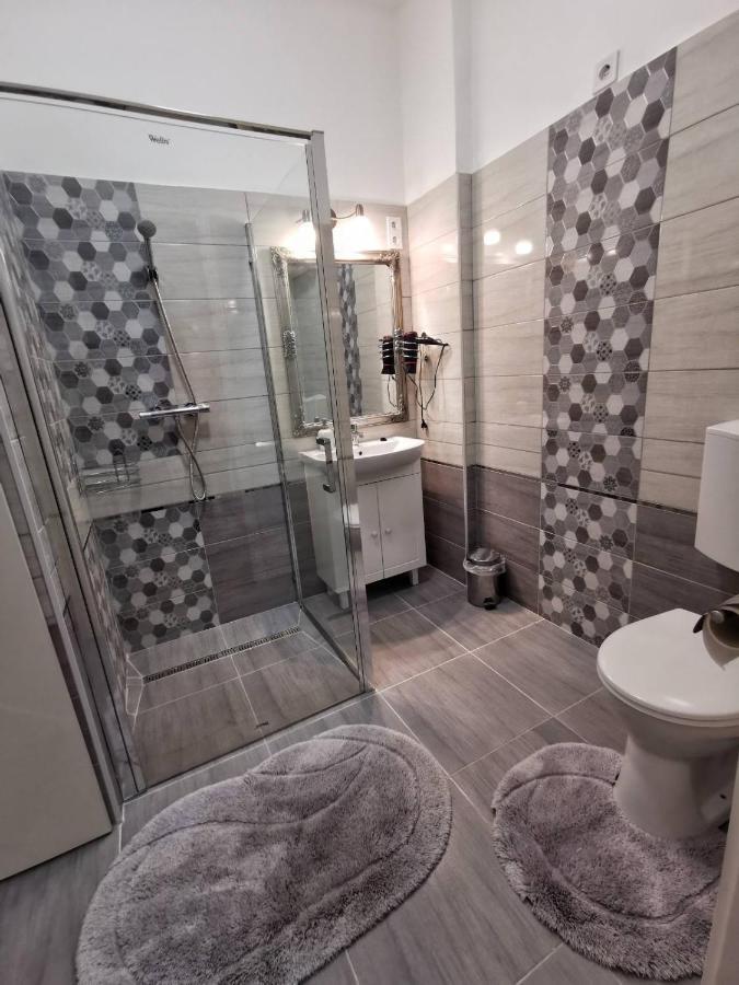 Foglal-Lak Apartman إغير المظهر الخارجي الصورة